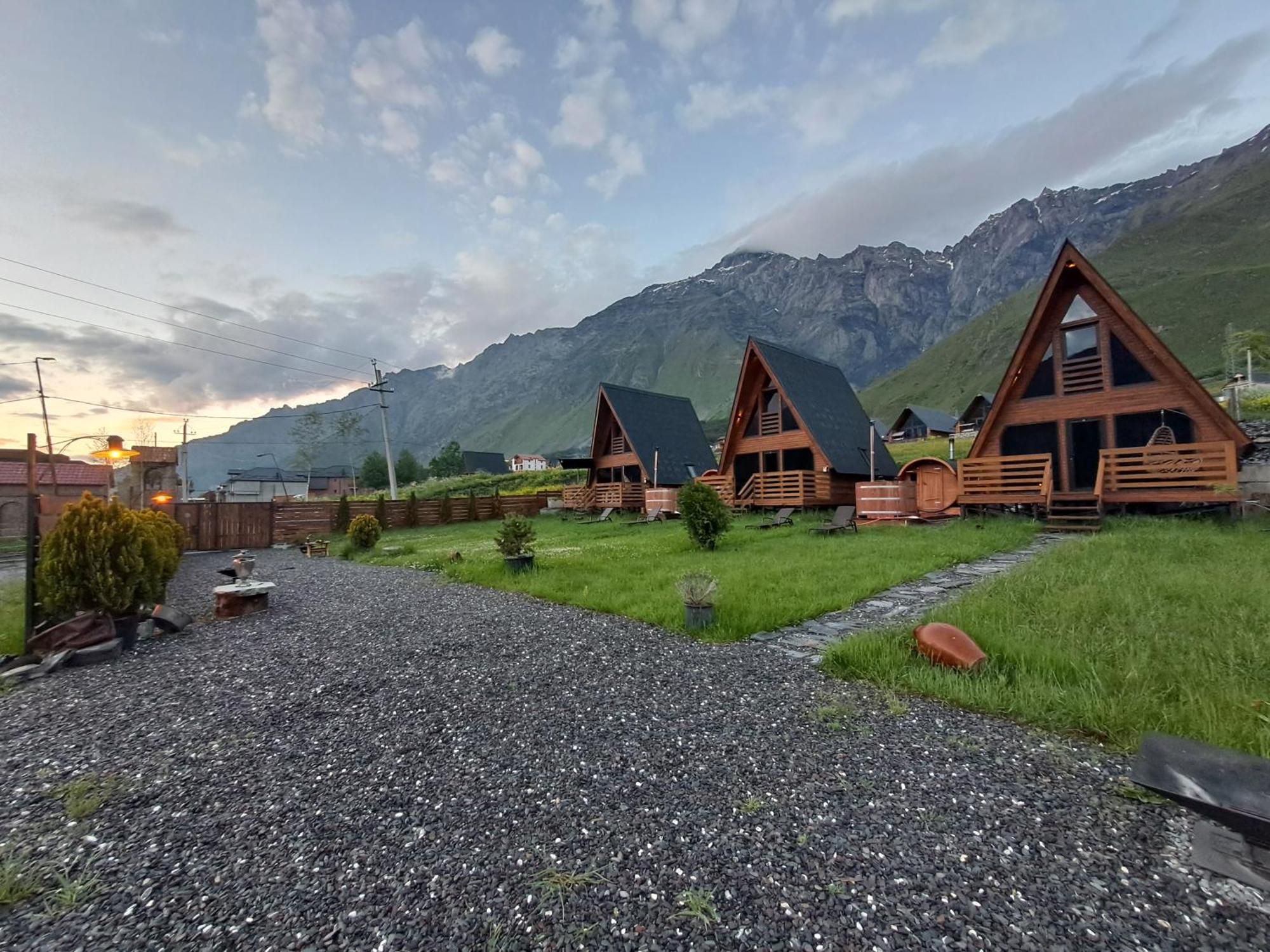 Kazbegi Spa Resort Cottages Exterior foto